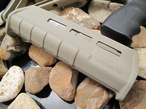 IMG_1937__15692.1617081041.jpg FDE Magpul Mossberg 500 590 Pistol Grip Magpul Stock Black 6 Position Forend - Image 1